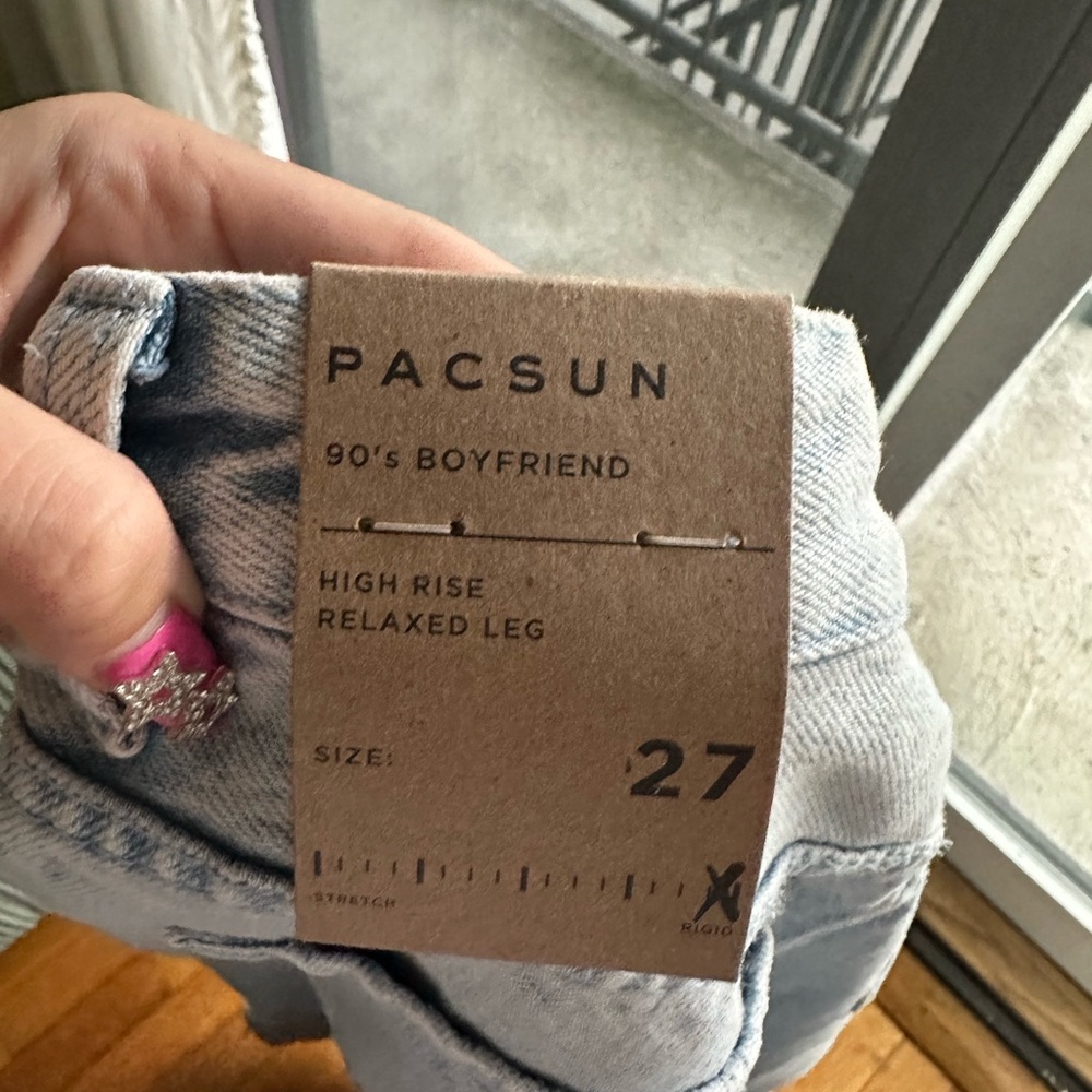 PacSun Light Wash 90's Boyfriend Jeans